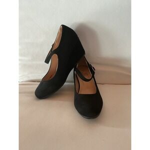 Hap Hop Black Suede 2 In Heel Wedges Women's Size 6.5